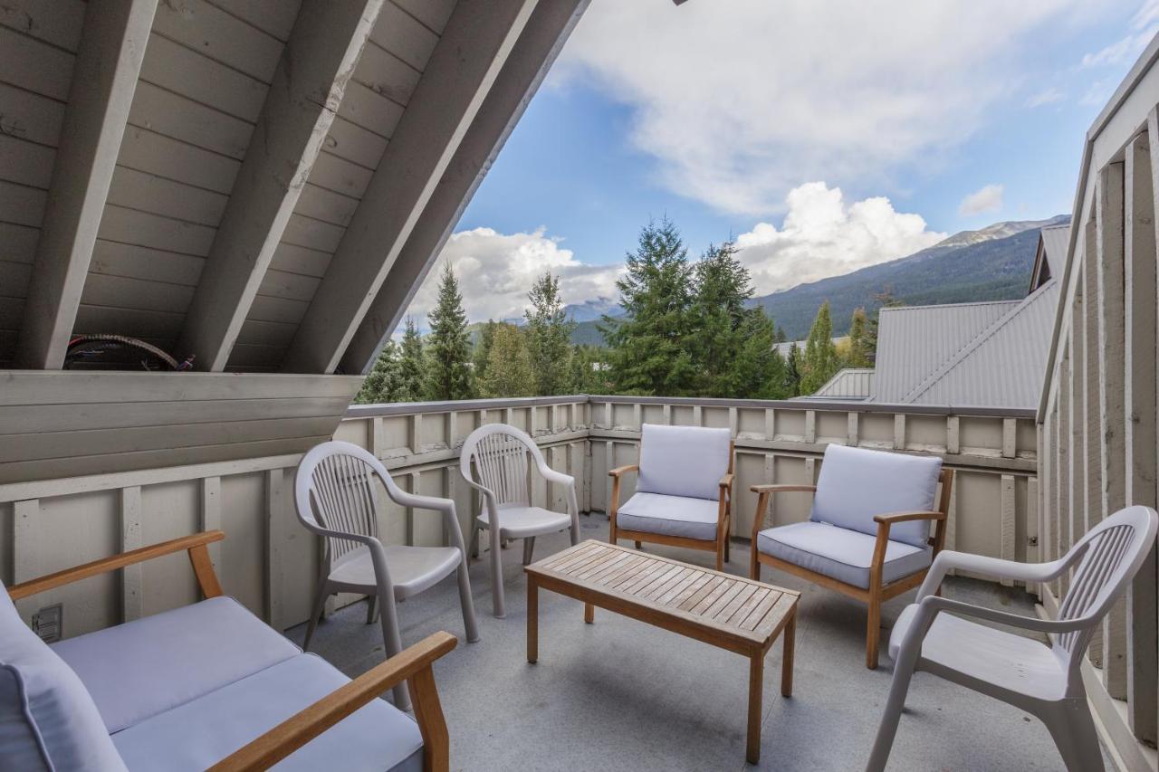 Lagoons By Cozystay Signature Whistler Kültér fotó